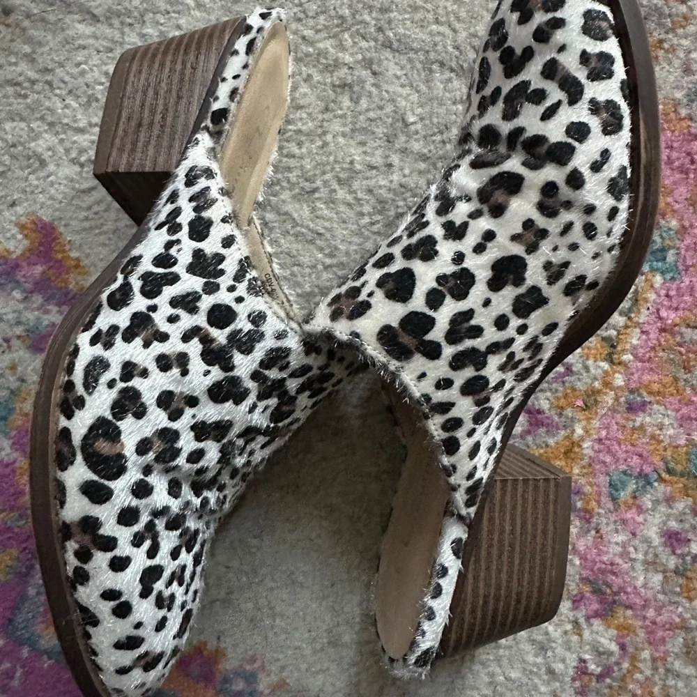 Leopard Print with Calf Hair Texture Women's Mules Size 7.5 - Picture 2 of 8